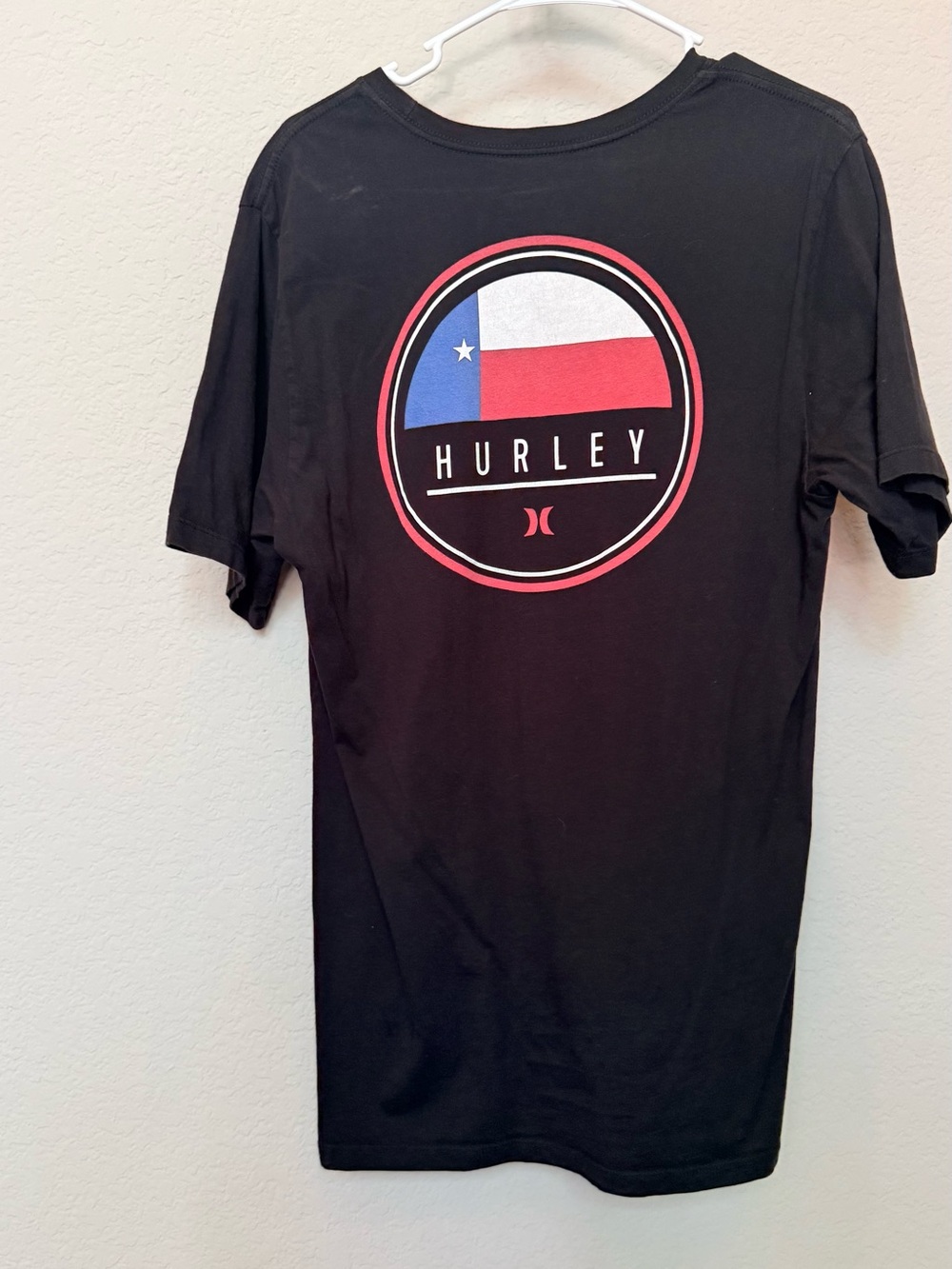 Hurley Black Short-Sleeve Tee with Texas flag Red, White & Blue Graphic